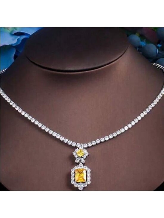 REVOLVE Jewelry - Yellow Diamond Necklace Q574